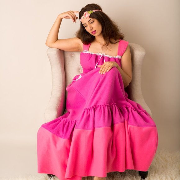 Custom Made floor length warm pink fleece nightgown night dress smocked waist M - Picture 1 of 3